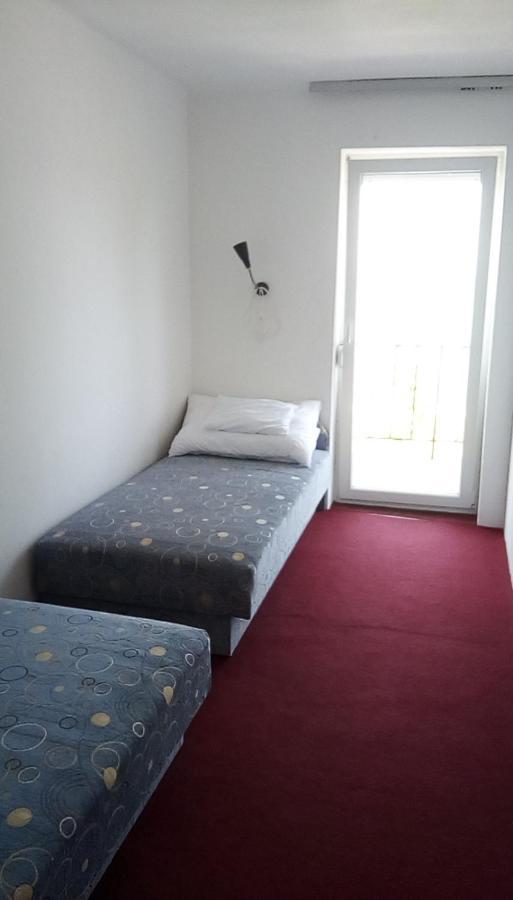 Vizparti Apartmanok Szántód المظهر الخارجي الصورة